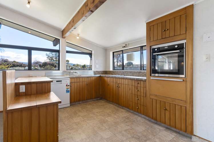 3 Deller Drive Carterton_3