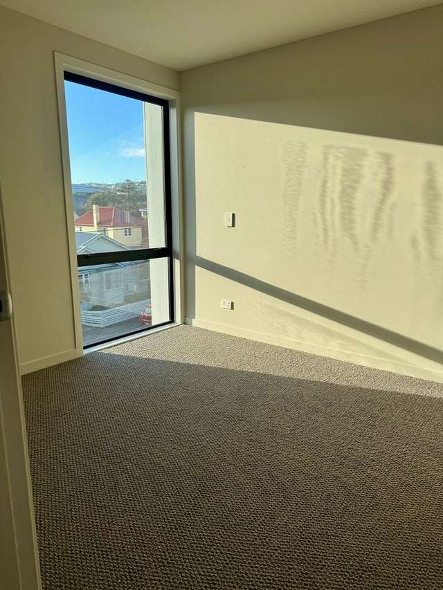 19/4 Campbell Street Karori_4