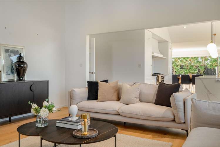 2 Waterstock Way Waitikiri_8