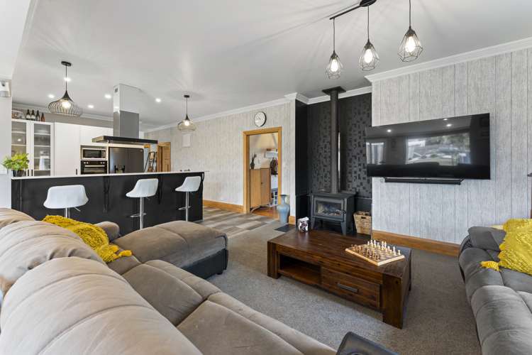 210 Kimbolton Road Feilding_5