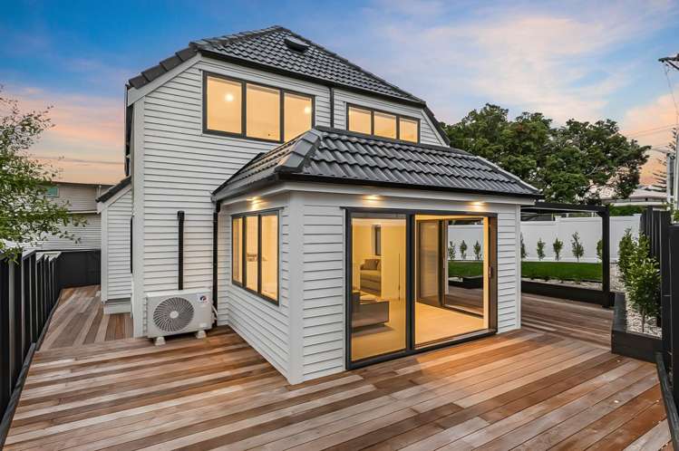 1/142 Riddell Road Glendowie_3