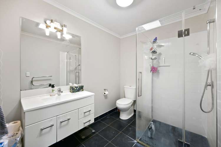 29H Campbell Street 1067_12