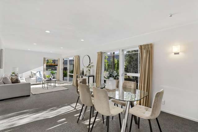 4/60 Larchwood Avenue Westmere_1