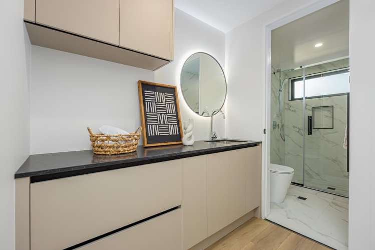 9B Catalina Crescent Forrest Hill_7