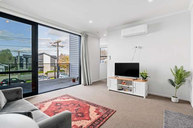 1/45 Cook Street Hamilton East_4