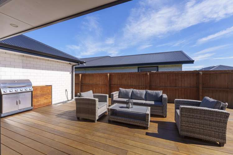 30 McQuillan Avenue Woodend_12