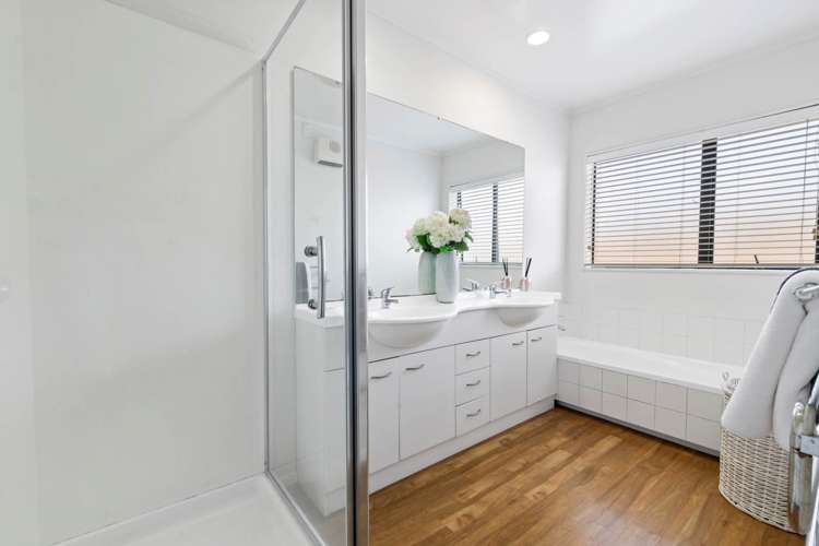 33 Summermist Drive Northpark_14