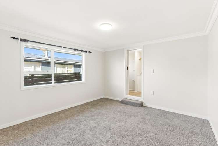 5 Karaka Street Otaki Beach_33