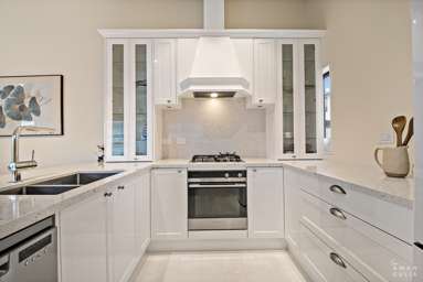 8/281C Hillsborough Road_2