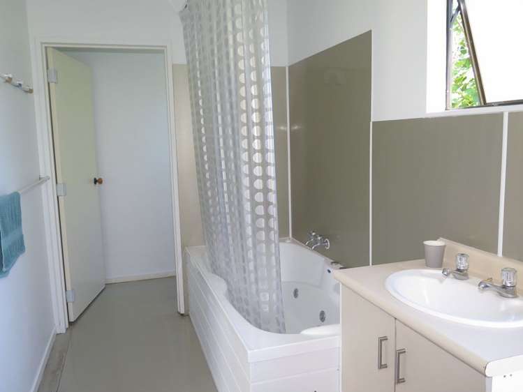 66b Wainui Road Raglan_13