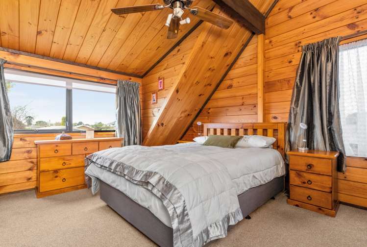 19 Valerie Street Clive_16