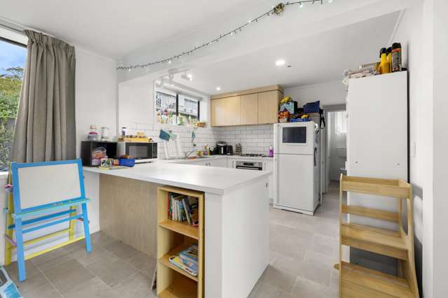 6 Helen Place Raglan_4