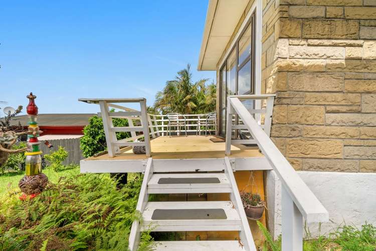 14 Lucas Place Weymouth_11