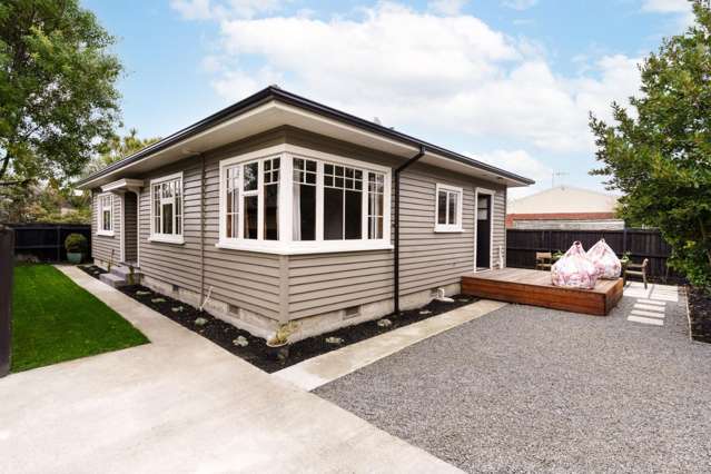 Fantastic Three Bedroom Home In Sought After Location!