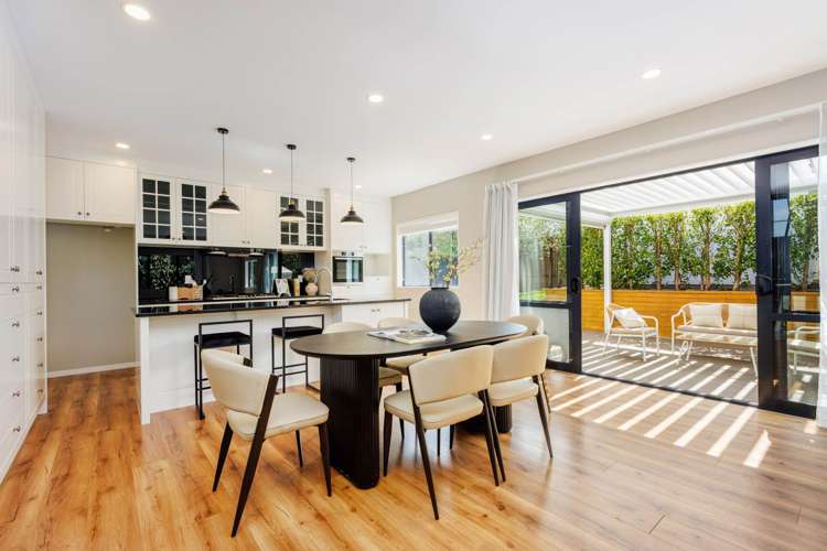 11 Parkview Drive Gulf Harbour_8