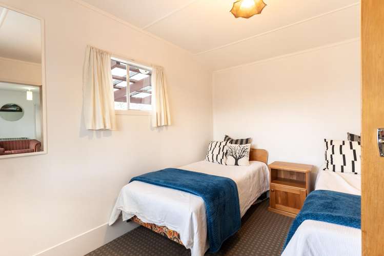 28 Glenbrook Crescent Twizel_10