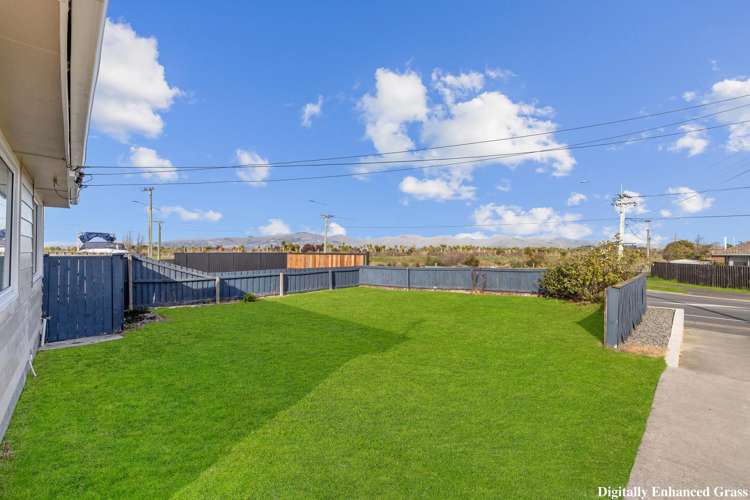 405 Breezes Road Aranui_14