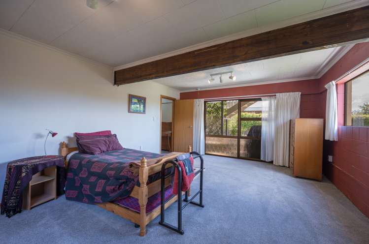 8 Farnham Drive Richmond_20