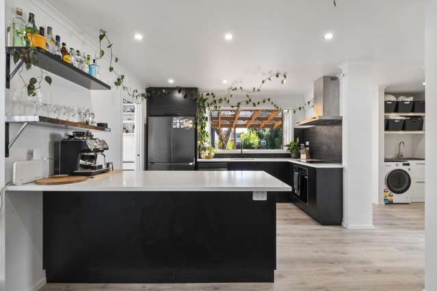 182 Kimbolton Road Feilding_4