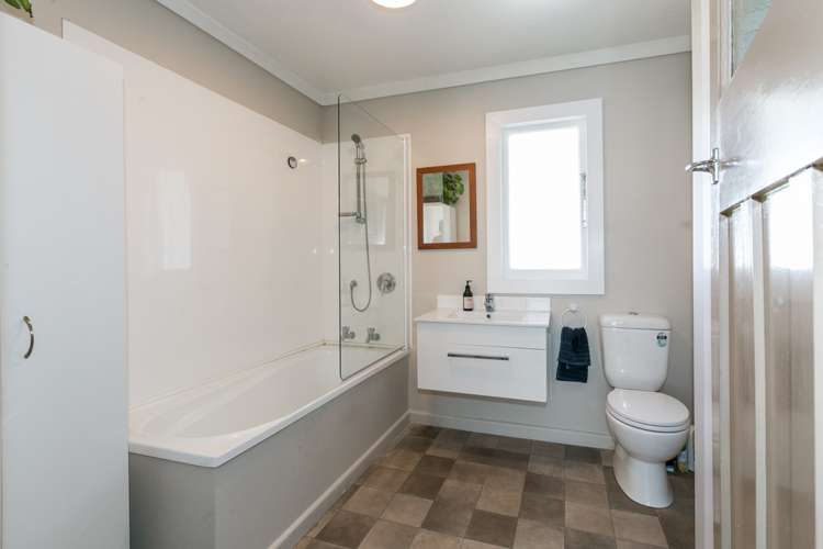 24 Te Awa Avenue Te Awa_10