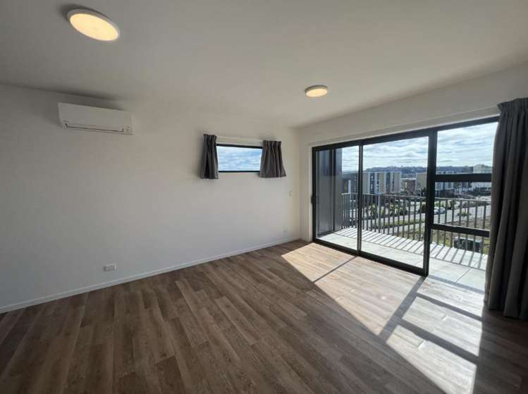 7/1 Karoro Court Hobsonville_9