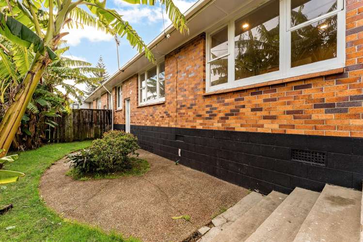 2/10 Waipuna Road Mount Wellington_11