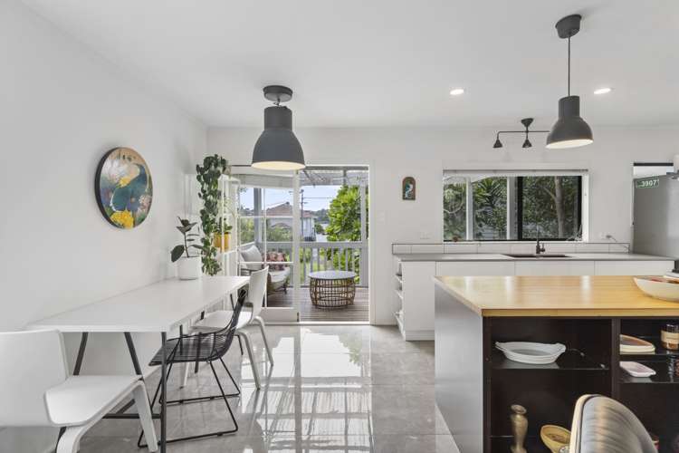 2/20 Bannerman Road Morningside_4