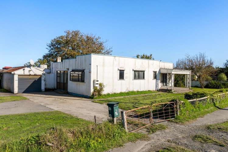 76 Main Road_4