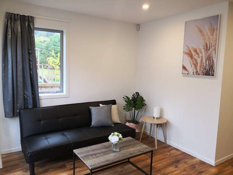 3 Julia Place Totara Vale_11