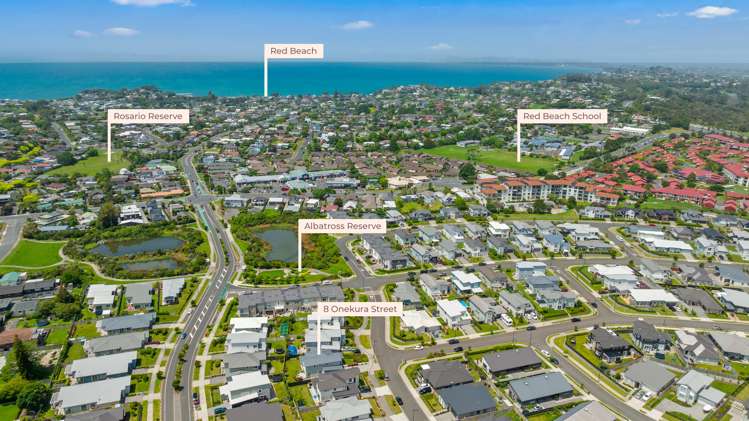 8 Onekura Street Red Beach_23