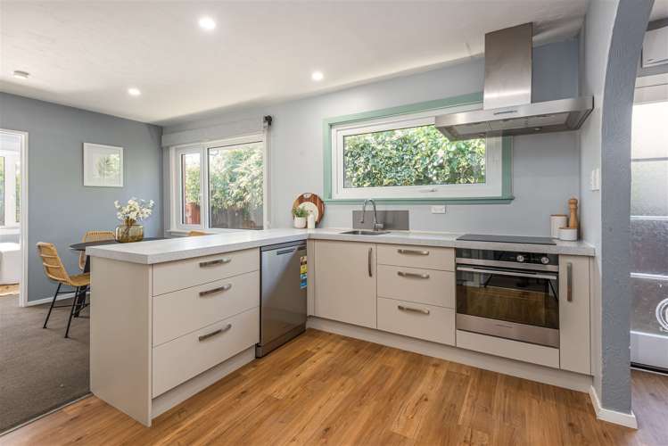 27 Beatrice Place Avonhead_1