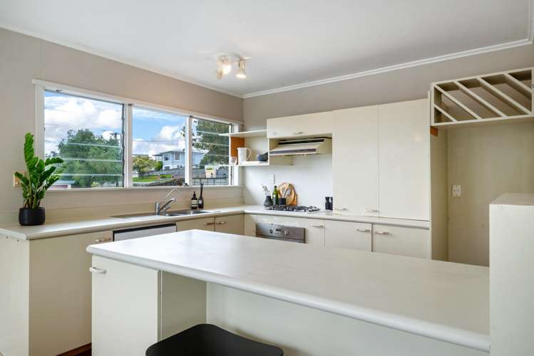 95 Sylvan Avenue Northcote_10