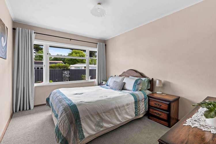 53 Menin Road Onekawa_15