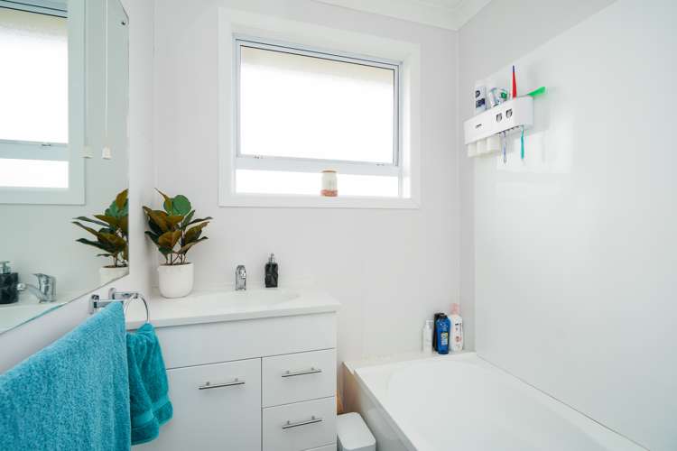 65 Christina Street Strathern_12