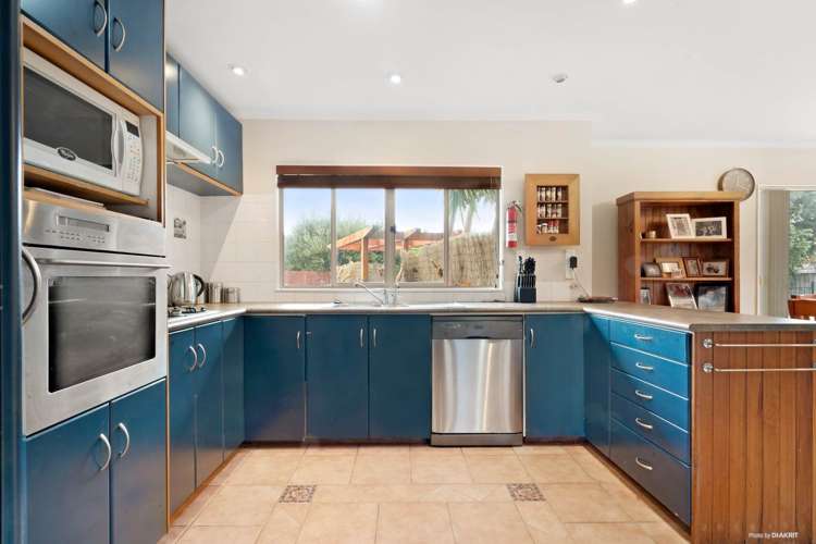 32 Lothian Brae Wattle Downs_7