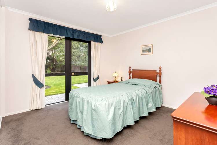 32 Taranaki Drive Woodend_11