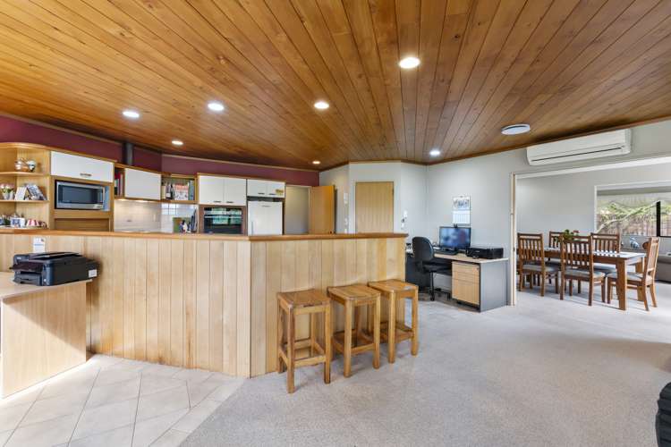 11 Gairloch Place Wattle Downs_8