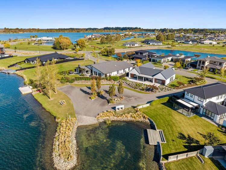 4 Waterton Point Huntingdon_40