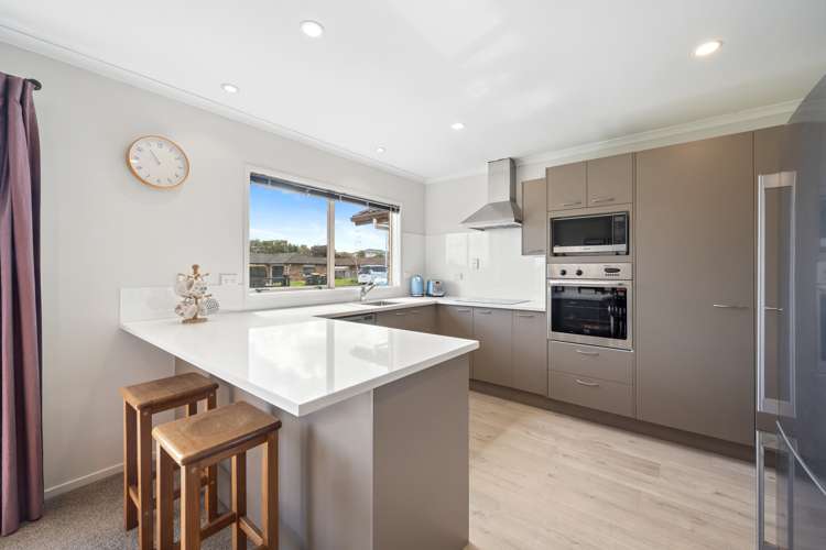 17 Carrick Glen Avenue Flat Bush_8