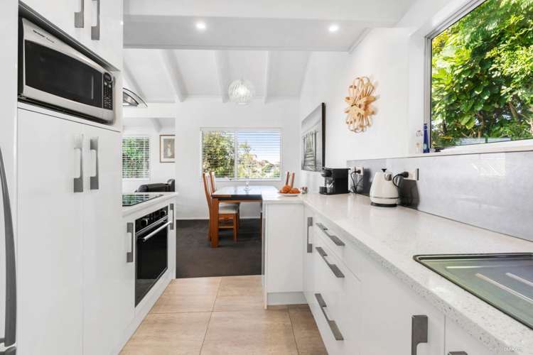 2/10 Trident Place Cockle Bay_5