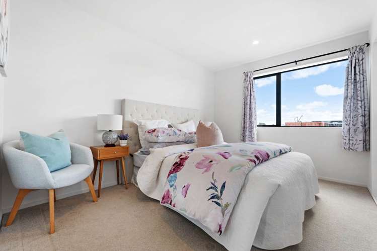 148 Squadron Drive Hobsonville_9