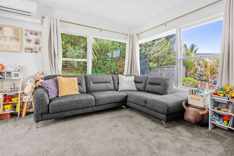 2/55 Ayton Drive Totara Vale_7