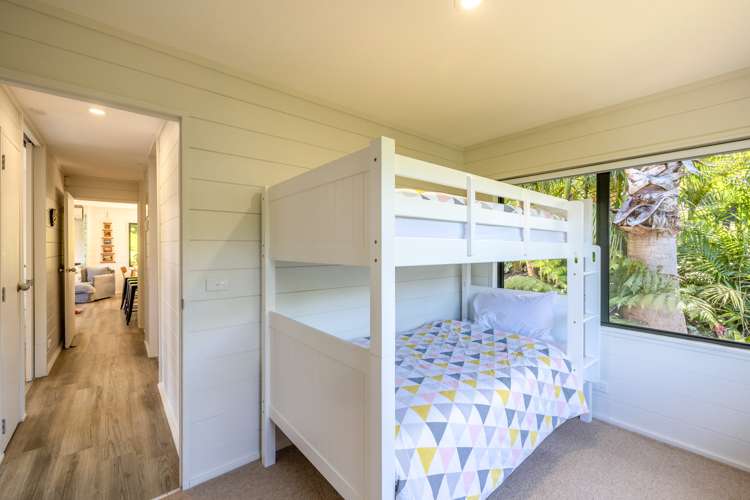 13 Giles Road Ostend_17