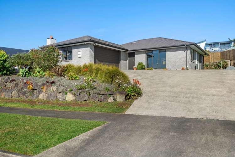 45 Pebble Beach Boulevard Kamo_22