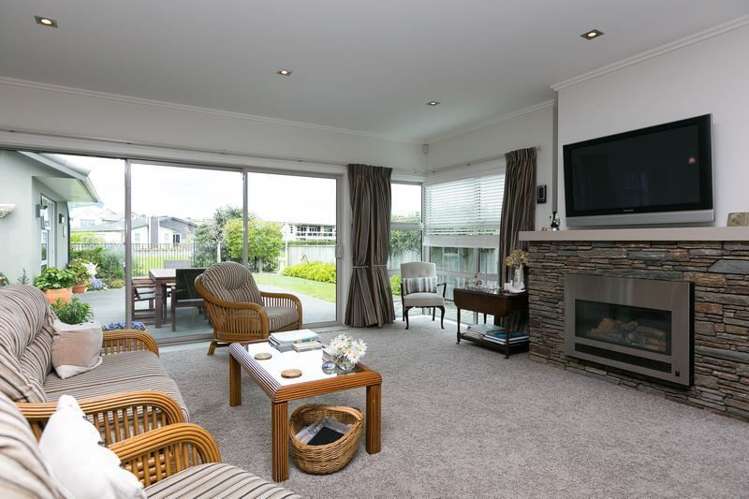 10 Saint Andrews Parkway Waiwhakaiho_33