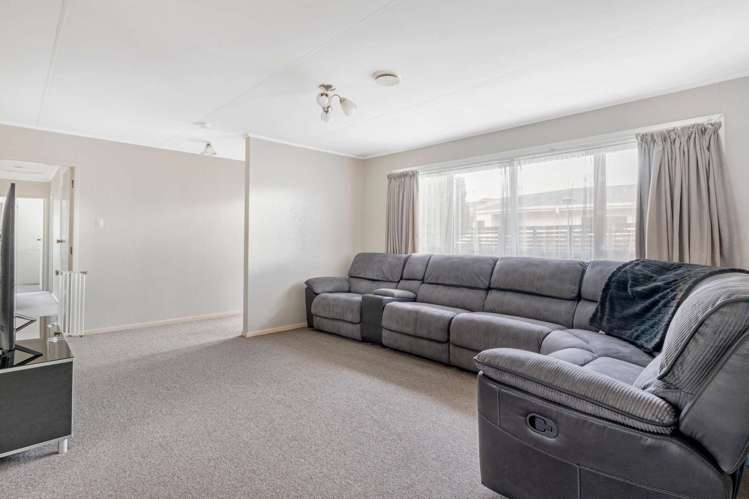 6 Donna Street Outer Kaiti_3