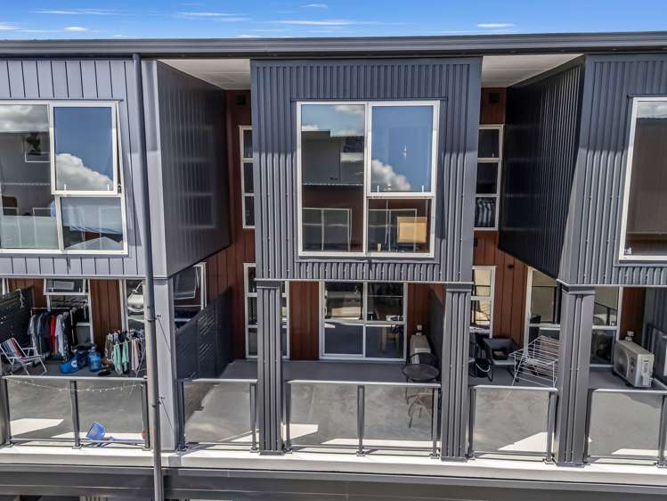 114/124 Commerce Street_0