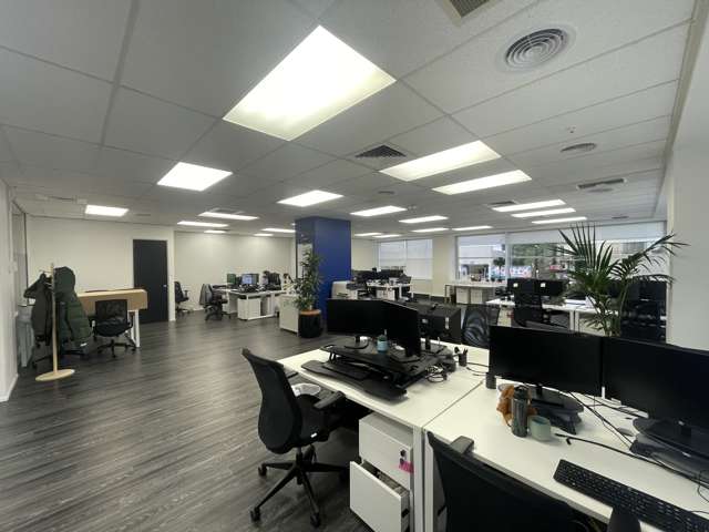 15 Osterley Way Manukau City_1