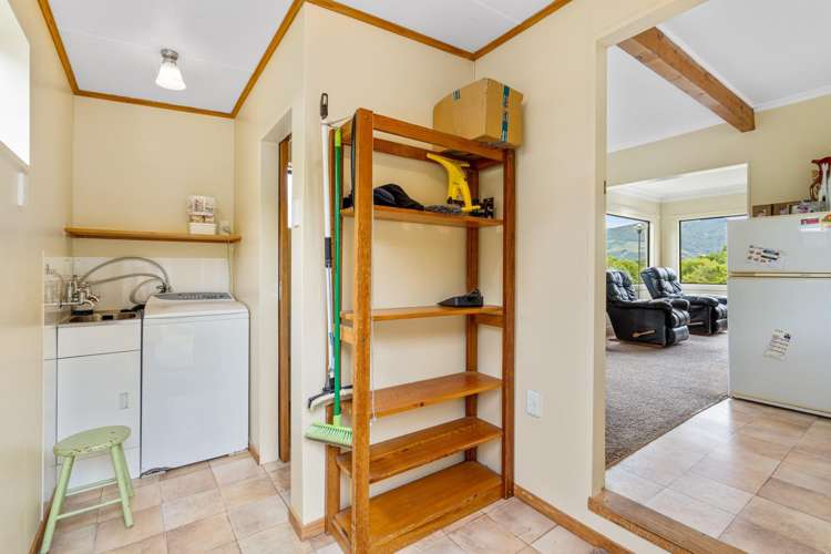 15 McTaggart Street Company Bay_10