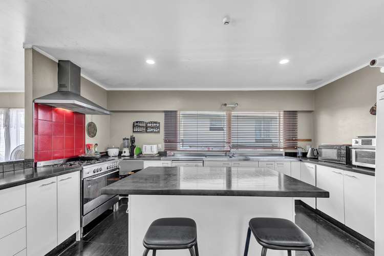 1 Hill Crescent Papakura_5